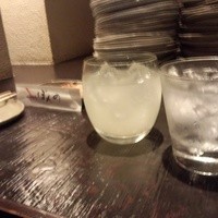 鉄板焼　ぼんの - すだちサワーと焼酎