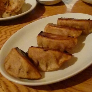 餃子酒場 ぴぐもん_2