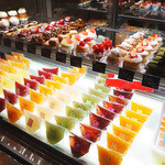 レ・グーテ - 小さくてめっちゃ彩り鮮やかなケーキたち。感動モノ！(^O^)