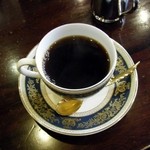 40682003 - １杯の珈琲（但し１杯千円）