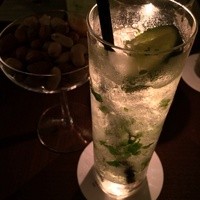 RESTAURANT LUKE with SKY LOUNGE - モヒートとナッツ