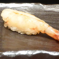 おたる政寿司 銀座 - 特大ぼたん海老１貫２８００円