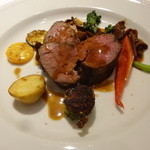 リストランテ サクラ - 北海道仔牛肩ロース肉のロースト、茸ソース