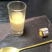 KiKi - 左がコノワタ、右は秋刀魚