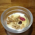 ムギシャ ヒンメリ ワークス - ランチに付く豆乳ヨーグルト☆(2015年8月)