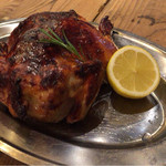 ビストロ チキート - これこれ、メインはロティサリーキチン♪丸焼き〜