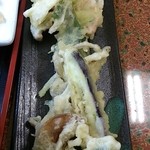 さくら - 夏季メニュー「天もりさくらうどん」（1200円）の天ぷら