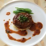 リバージュ イソヤマ - 2015/8 サーロインステーキ（ライスの上に乗ってます）