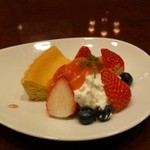 カフェテリア 風の音 - NEXTは「ベイクドチーズケーキ」です。
      