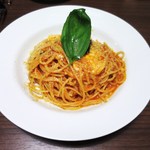 Mangia Amore - モッツァレラチーズとバジルのトマトソースのスパゲティ　