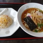 Taiga Shokudou - 半チャーハンラーメン（850円）