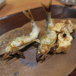 なる屋 - 鮎塩焼き、湯葉　アップ