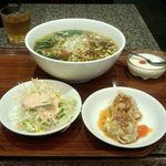 Shisen Ryouri Sempu - 牛肉麺＆サラダ＆シューマイ＆杏仁豆腐