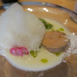 フォアグラ　玉蜀黍冷製スープ