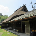 はなとね - 茅葺き屋根