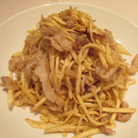 シェフス - マコモ豚肉炒め