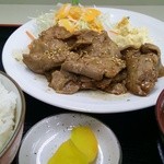 お食事処 みずなか - 豚しょうが焼定食20150809