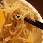 香家 新代田本店 - 細い麺です　2015.7