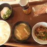 Sukiya Fukui Harue Ten - まぜのっけご飯定食。おくらが、良いですねえ。