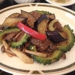中国料理 龍王 - 夏野菜と　牛バラの炒めもの。