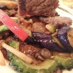 中国料理 龍王 - ゴーヤの苦味が、食欲を刺激してくれます