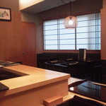 はらまさ - 店内小ささが良いなぁ