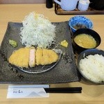 とんかつ とお山 - ロースかつ定食