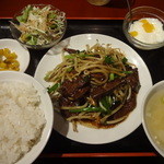 飛龍菜館 - ニラレバー炒め：700円