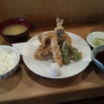 登良屋 - 天ぷら定食(2015.8)