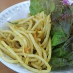 このカレー味のパスタも懐かしさがこみ上げて来ます