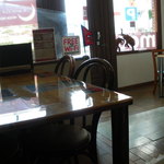 ムーン インド ネパール レストラン - 入り口方面の店内　一部撮影(^.^)