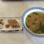 網元番屋 - イガイカレー　二点もり（えご、鰰寿し）＆つみれ汁