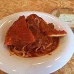 ジェームス山 塩屋カントリークラブ - 渡り蟹のパスタ。海外風ゴワゴワモチモチ麺。濃厚な味で美味しい。