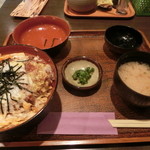 Tonkatsudongurinomori - カツ丼ランチ