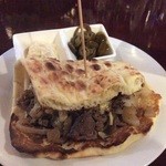 フルモンティ - ビーフ＆チーズのナンサンドイッチ 超Big‼️