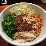 麺や而今 - 而今流広島汁無担々麺
      (期間限定 2015/08)