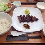 Gyuutan Yakijinto - 牛タン焼き定食