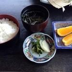 Katsugyo Ryouri Kabeshima - ご飯と吸い物。