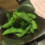 nihonshusuro-fu-dohakobune - 「枝豆の塩茹で（湯あがり娘使用）」580円