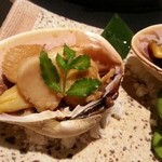 割鮮 吉在門 - 大浅利の醤油焼