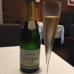 ア・ニュ ルトゥルヴェ・ヴー - 