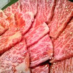 炭火焼肉 東海苑 - 上カルビ