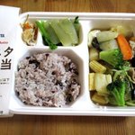 ほっともっと - 料理写真:いかと彩り野菜の黒こしょう炒め！(2015,08/05)