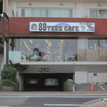 88tees CAFE - 1Fの駐車場はこちらのお店のものではないらしい