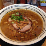 拉麺ひらり - 癖になるスープと平麺(*´д`*)通称トマチリ