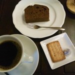 あお屋珈琲店 - 2015.07　深煎り珈琲とチョコのパウンドケーキ