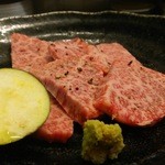 にく楽家 鐵牛 黒毛和牛赤身肉とホルモン焼肉屋 - 
