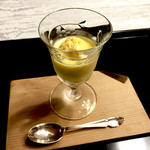 下鴨茶寮 - 猪口(・ω・)ノ
      これ、個人的ですがかなり好きな味。焼きもろこしのアイス！