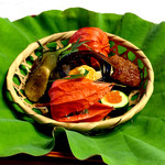 下鴨茶寮 本店 - 八寸(=ﾟωﾟ)ﾉ
                                鰻の小串がうまい！夏は鰻だな。