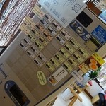 麺屋 武吉 - セレクトは券売機で・購入して着席